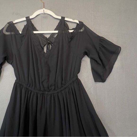 Torrid 0 large Black Chiffon Cold Shoulder Skater Dress - Picture 7 of 15